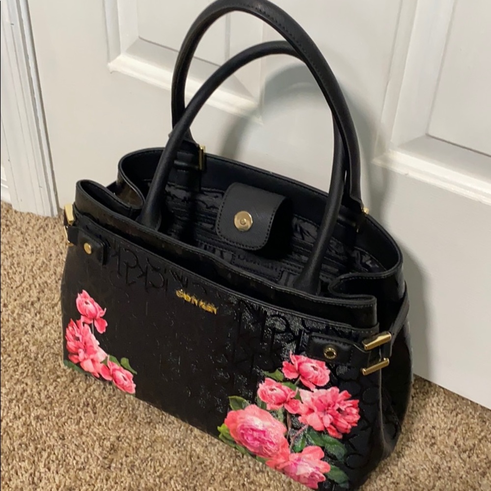 Floral Calvin Klein Leather purse